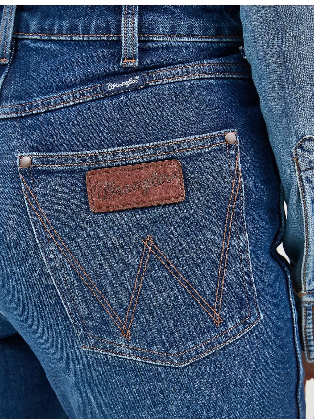 WORN ONCE Wrangler Retro Bailey High Rise Boot Cut Jeans size 26 x 32